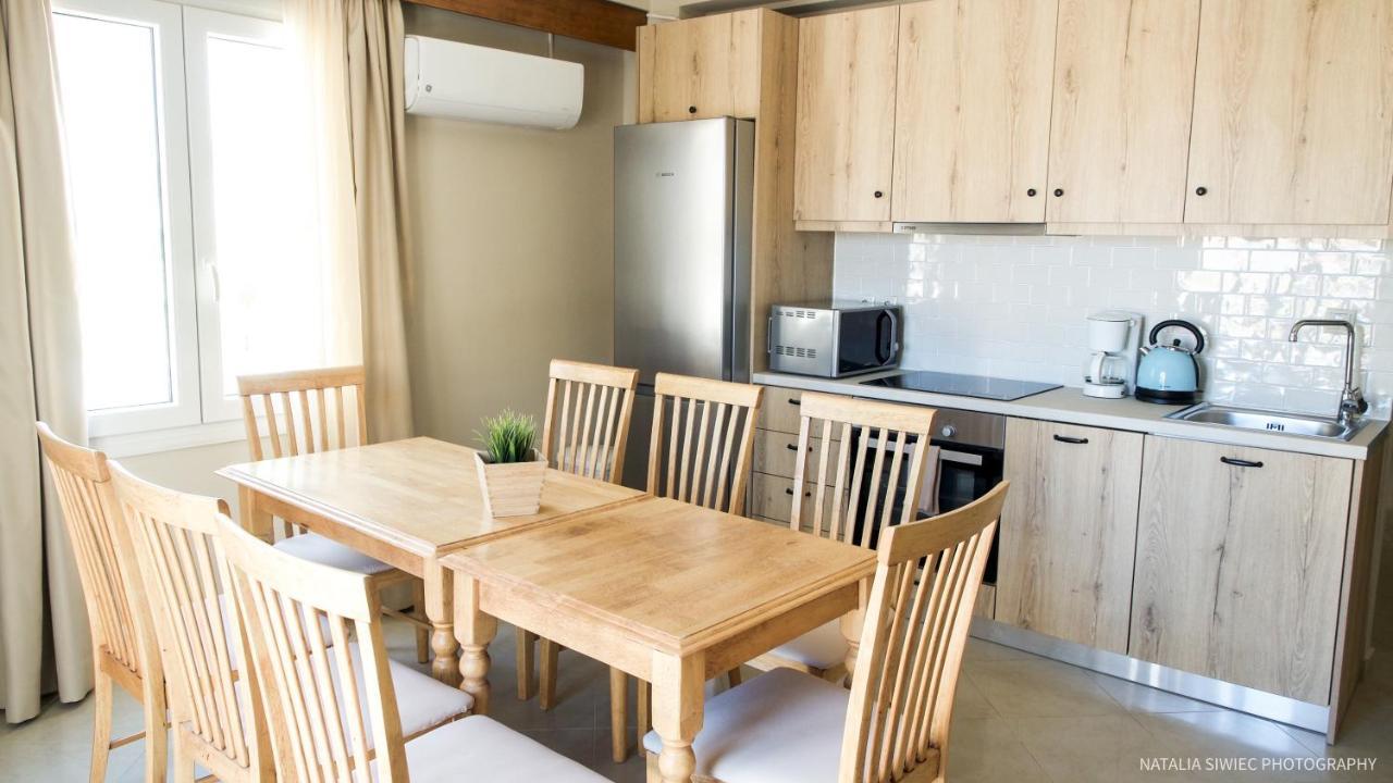 Alexandra Seaside Villas Platanés Eksteriør billede